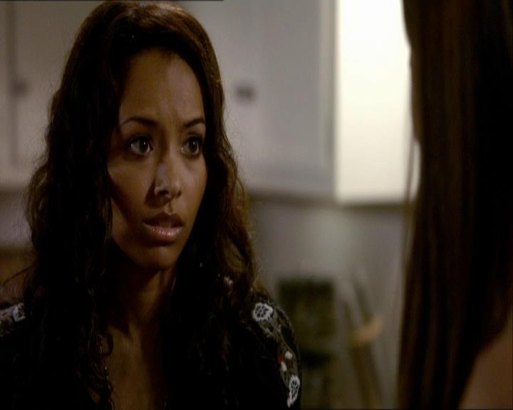 VampireDiariesWorld_dot_org-1x03FridayNightBites0878.jpg