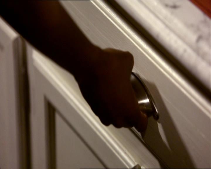 VampireDiariesWorld_dot_org-1x03FridayNightBites0887.jpg