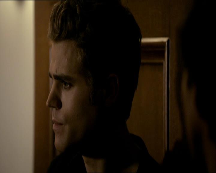 VampireDiariesWorld_dot_org-1x03FridayNightBites0996.jpg VampireDiariesWorld_dot_org-1x03FridayNightBites0996.jpg