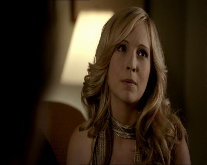 VampireDiariesWorld_dot_org-1x03FridayNightBites1036.jpg VampireDiariesWorld_dot_org-1x03FridayNightBites1036.jpg
