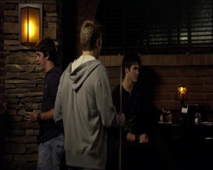 VampireDiariesWorld_dot_org-1x03FridayNightBites1087.jpg VampireDiariesWorld_dot_org-1x03FridayNightBites1087.jpg