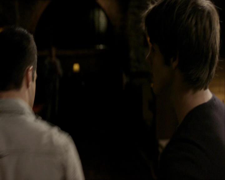 VampireDiariesWorld_dot_org-1x03FridayNightBites1105.jpg