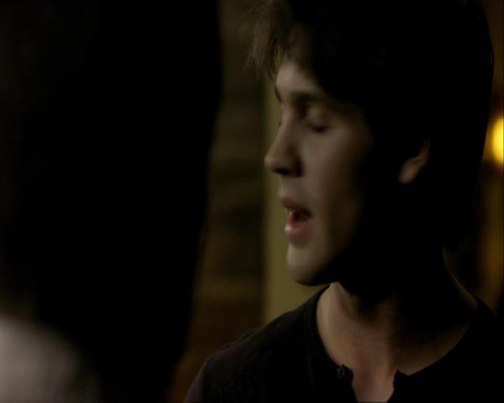 VampireDiariesWorld_dot_org-1x03FridayNightBites1107.jpg