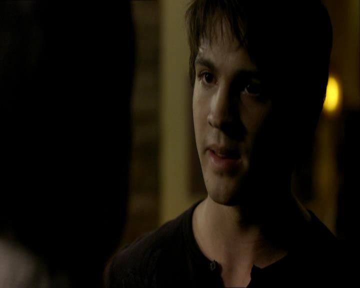 VampireDiariesWorld_dot_org-1x03FridayNightBites1109.jpg VampireDiariesWorld_dot_org-1x03FridayNightBites1109.jpg