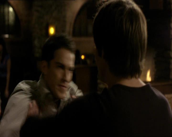VampireDiariesWorld_dot_org-1x03FridayNightBites1114.jpg VampireDiariesWorld_dot_org-1x03FridayNightBites1114.jpg