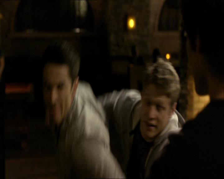 VampireDiariesWorld_dot_org-1x03FridayNightBites1120.jpg VampireDiariesWorld_dot_org-1x03FridayNightBites1120.jpg