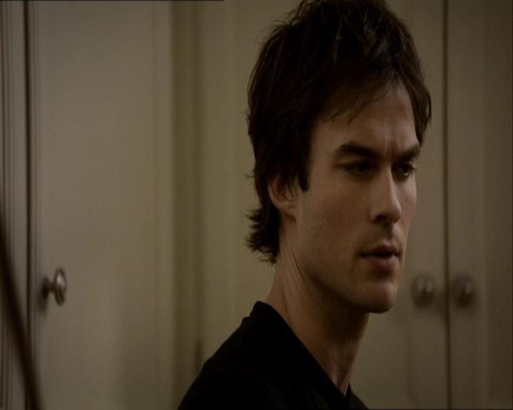 VampireDiariesWorld_dot_org-1x03FridayNightBites1179.jpg VampireDiariesWorld_dot_org-1x03FridayNightBites1179.jpg