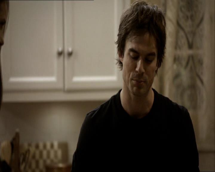 VampireDiariesWorld_dot_org-1x03FridayNightBites1208.jpg