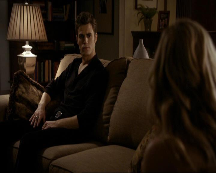 VampireDiariesWorld_dot_org-1x03FridayNightBites1258.jpg