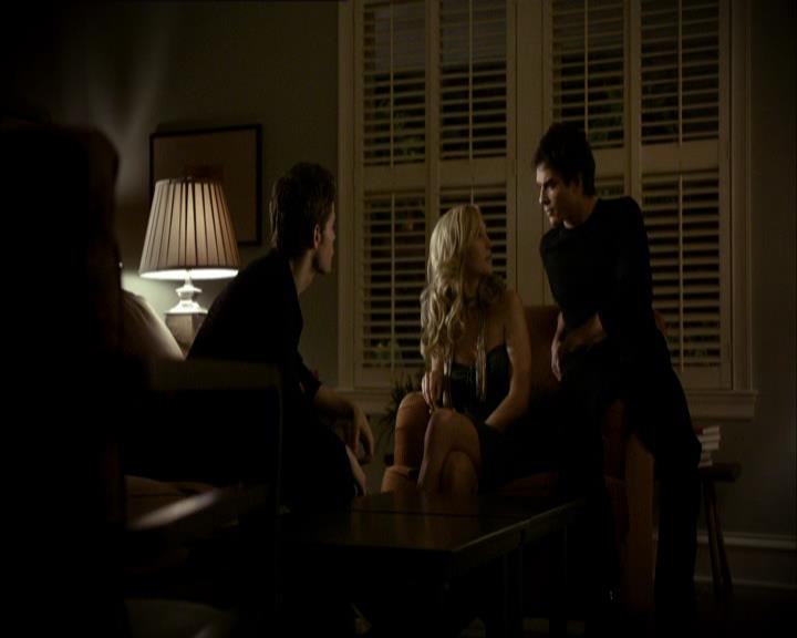 VampireDiariesWorld_dot_org-1x03FridayNightBites1292.jpg