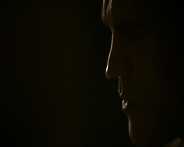 VampireDiariesWorld_dot_org-1x03FridayNightBites1461.jpg