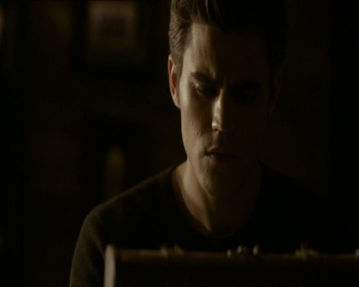 VampireDiariesWorld_dot_org-1x03FridayNightBites1479.jpg