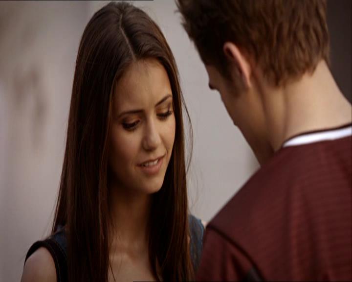 VampireDiariesWorld_dot_org-1x03FridayNightBites1518.jpg