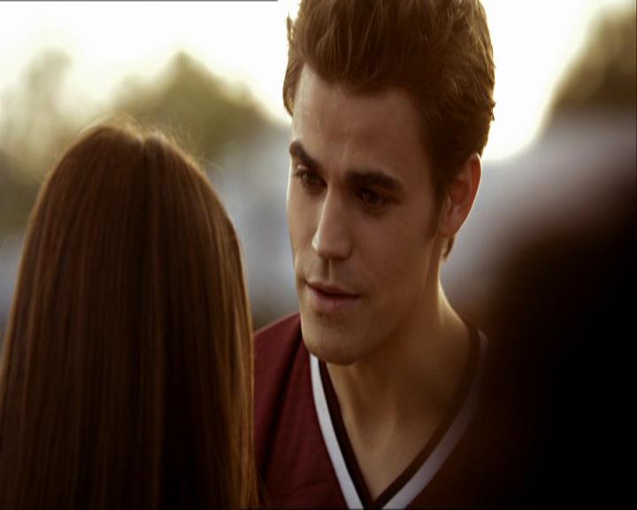 VampireDiariesWorld_dot_org-1x03FridayNightBites1531.jpg