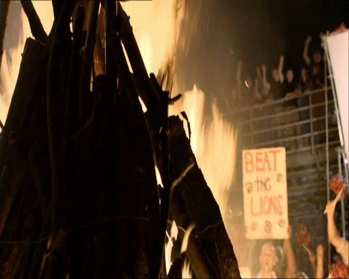 VampireDiariesWorld_dot_org-1x03FridayNightBites1588.jpg