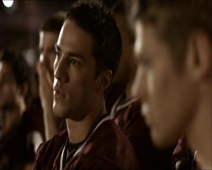 VampireDiariesWorld_dot_org-1x03FridayNightBites1642.jpg