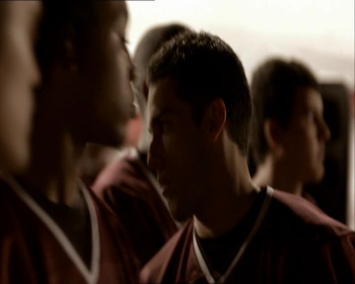 VampireDiariesWorld_dot_org-1x03FridayNightBites1648.jpg