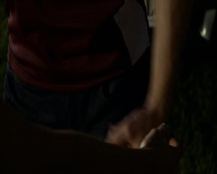 VampireDiariesWorld_dot_org-1x03FridayNightBites1716.jpg