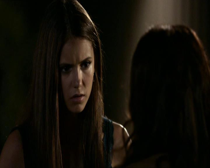 VampireDiariesWorld_dot_org-1x03FridayNightBites1780.jpg