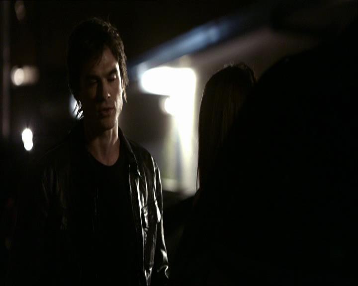 VampireDiariesWorld_dot_org-1x03FridayNightBites1817.jpg