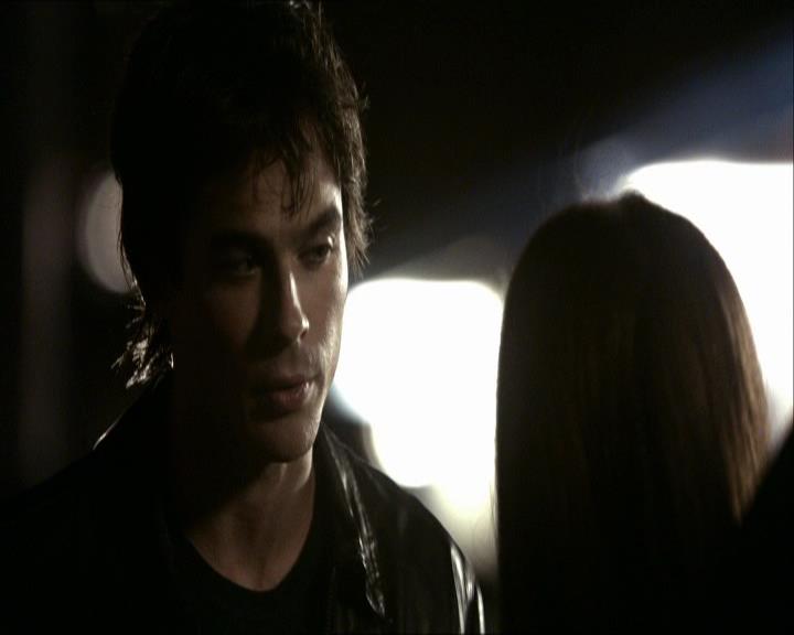 VampireDiariesWorld_dot_org-1x03FridayNightBites1823.jpg