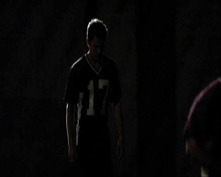 VampireDiariesWorld_dot_org-1x03FridayNightBites1894.jpg