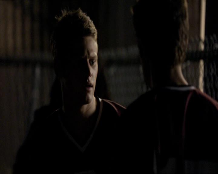 VampireDiariesWorld_dot_org-1x03FridayNightBites1901.jpg