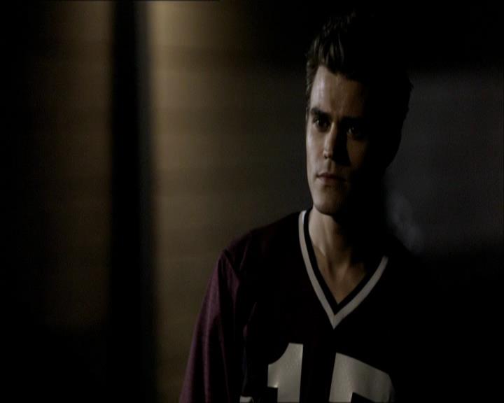 VampireDiariesWorld_dot_org-1x03FridayNightBites1922.jpg VampireDiariesWorld_dot_org-1x03FridayNightBites1922.jpg
