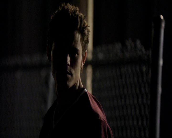VampireDiariesWorld_dot_org-1x03FridayNightBites1933.jpg