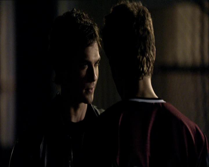 VampireDiariesWorld_dot_org-1x03FridayNightBites1948.jpg