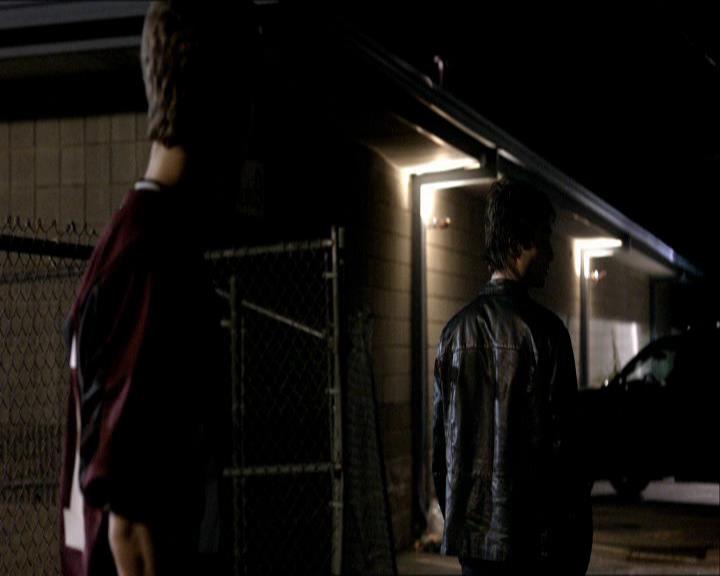 VampireDiariesWorld_dot_org-1x03FridayNightBites1961.jpg