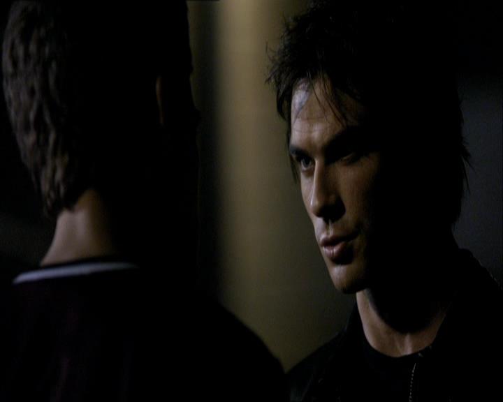 VampireDiariesWorld_dot_org-1x03FridayNightBites1980.jpg