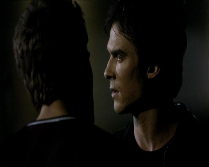 VampireDiariesWorld_dot_org-1x03FridayNightBites2003.jpg