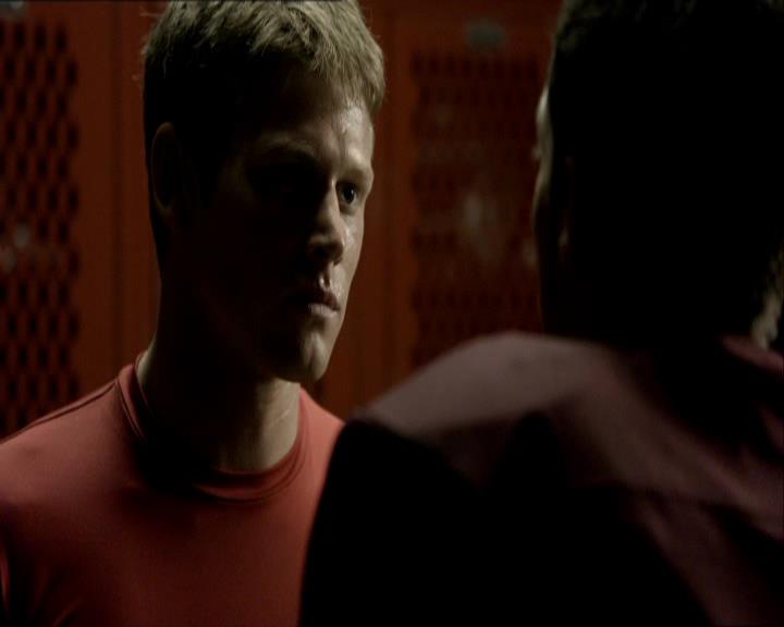 VampireDiariesWorld_dot_org-1x03FridayNightBites2059.jpg