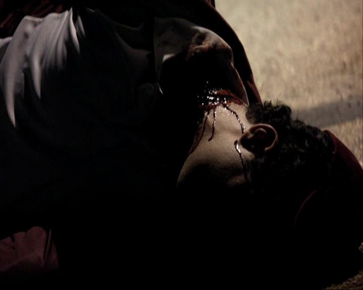 VampireDiariesWorld_dot_org-1x03FridayNightBites2088.jpg