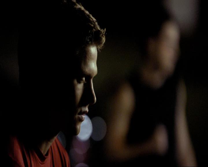 VampireDiariesWorld_dot_org-1x03FridayNightBites2141.jpg