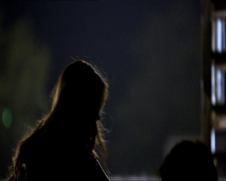 VampireDiariesWorld_dot_org-1x03FridayNightBites2153.jpg
