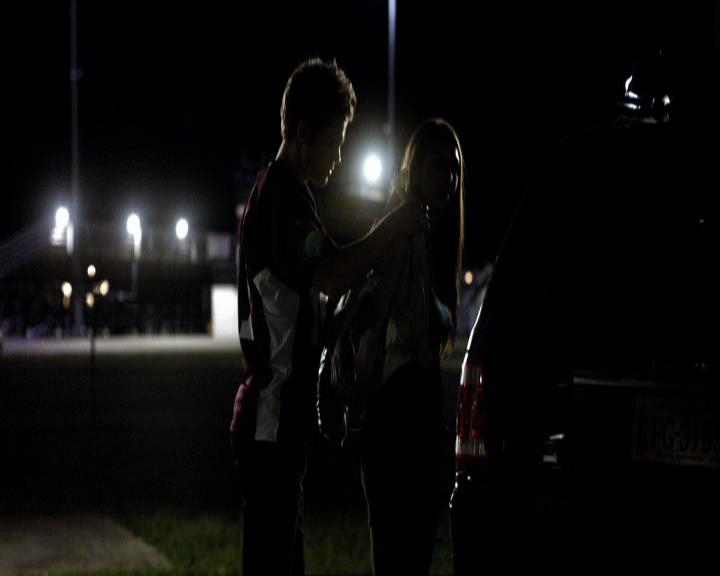 VampireDiariesWorld_dot_org-1x03FridayNightBites2173.jpg