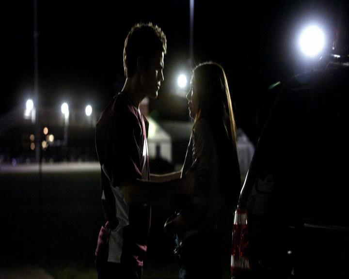 VampireDiariesWorld_dot_org-1x03FridayNightBites2179.jpg
