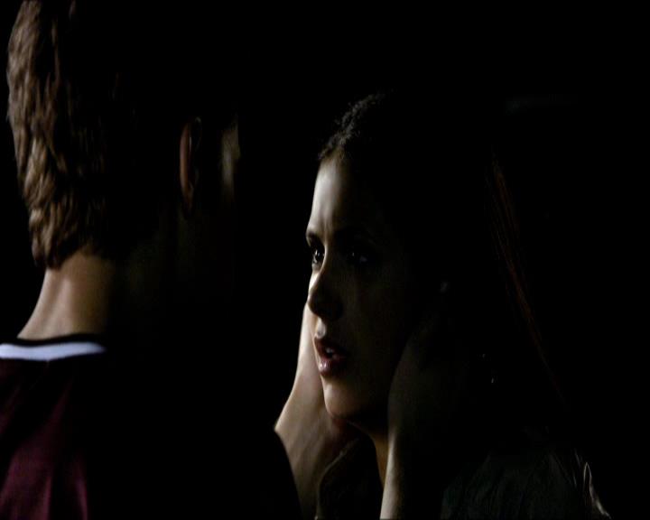 VampireDiariesWorld_dot_org-1x03FridayNightBites2180.jpg