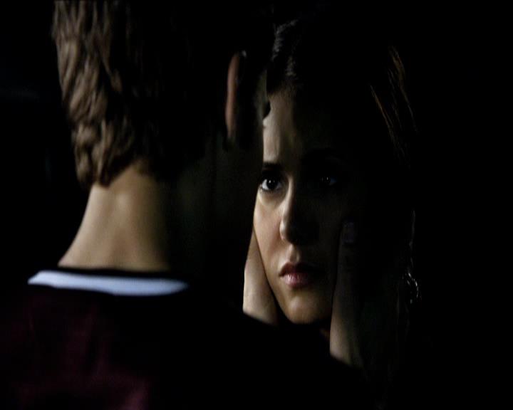 VampireDiariesWorld_dot_org-1x03FridayNightBites2192.jpg