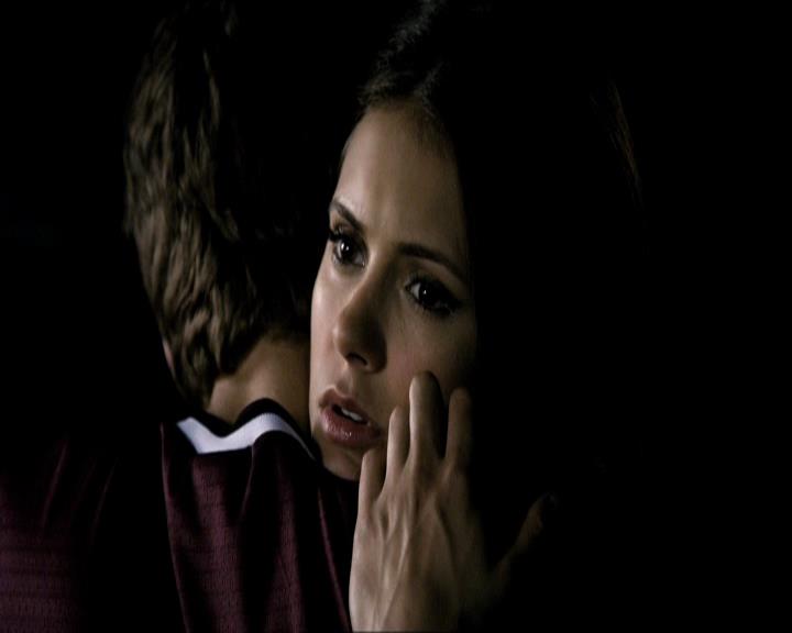 VampireDiariesWorld_dot_org-1x03FridayNightBites2206.jpg