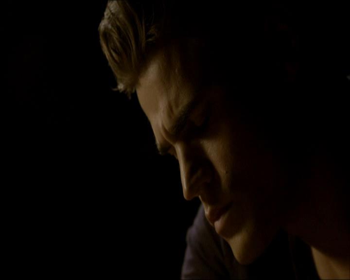 VampireDiariesWorld_dot_org-1x03FridayNightBites2218.jpg