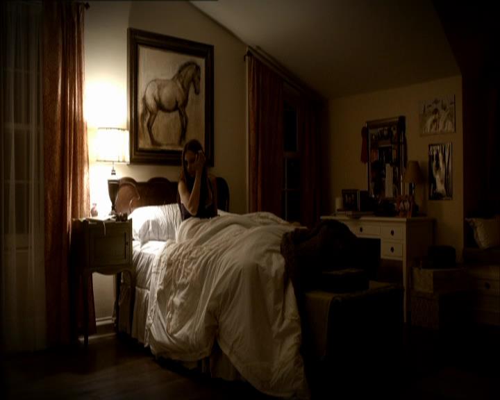 VampireDiariesWorld_dot_org-1x03FridayNightBites2265.jpg