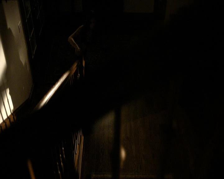 VampireDiariesWorld_dot_org-104FamilyTies0024.jpg VampireDiariesWorld_dot_org-104FamilyTies0024.jpg