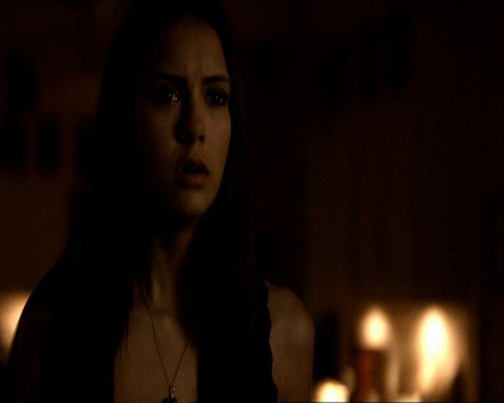 VampireDiariesWorld_dot_org-104FamilyTies0047.jpg