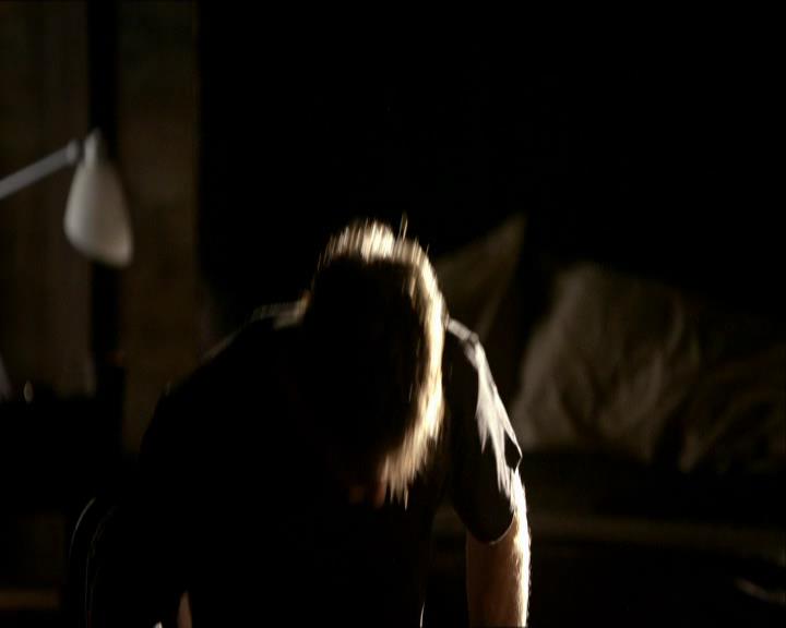 VampireDiariesWorld_dot_org-104FamilyTies0096.jpg