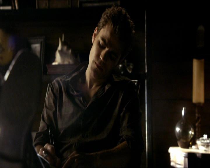VampireDiariesWorld_dot_org-104FamilyTies0187.jpg
