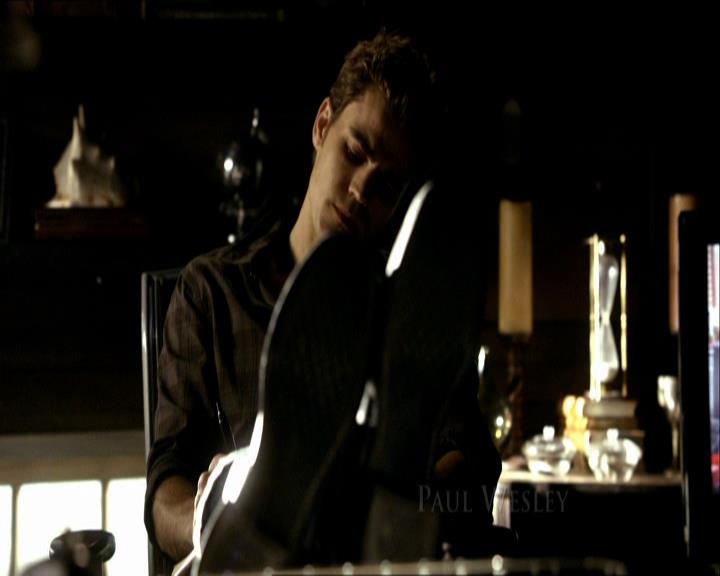 VampireDiariesWorld_dot_org-104FamilyTies0190.jpg