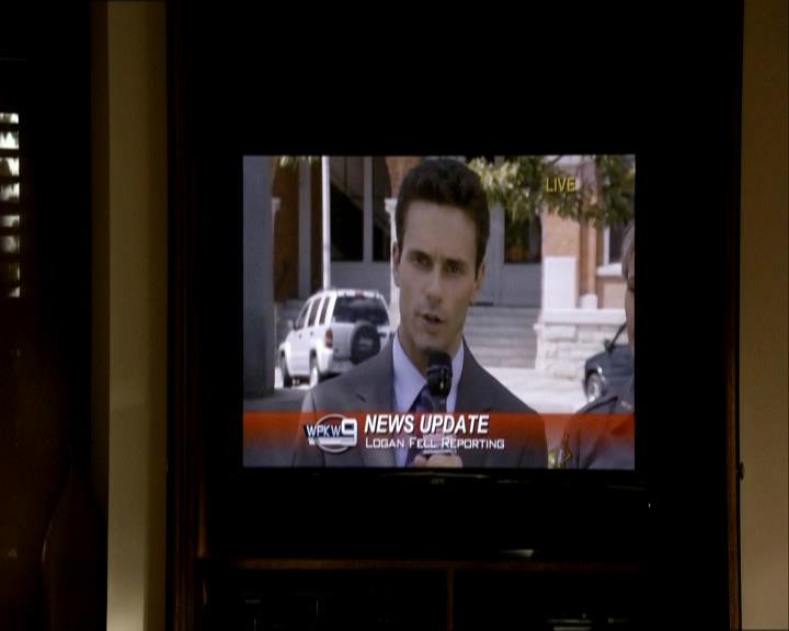 VampireDiariesWorld_dot_org-104FamilyTies0199.jpg
